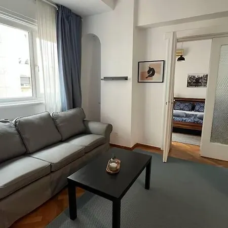 Ultracentral Universitate Apartament *